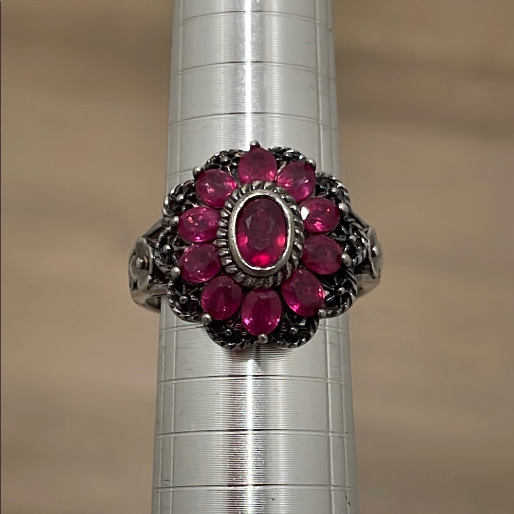 Filigree Scalloped Edge 925 Silver and Ruby Ring Size 8.75